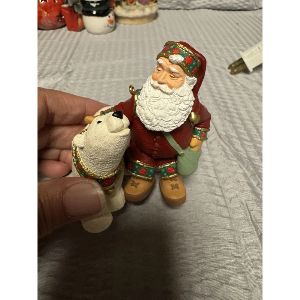 Hallmark Keepsake‎ Christmas Ornament Santa's Polar Friend 1997 Santa & Bear